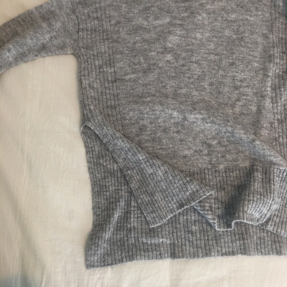 H&M Gray Sweater - Picture 3 of 5
